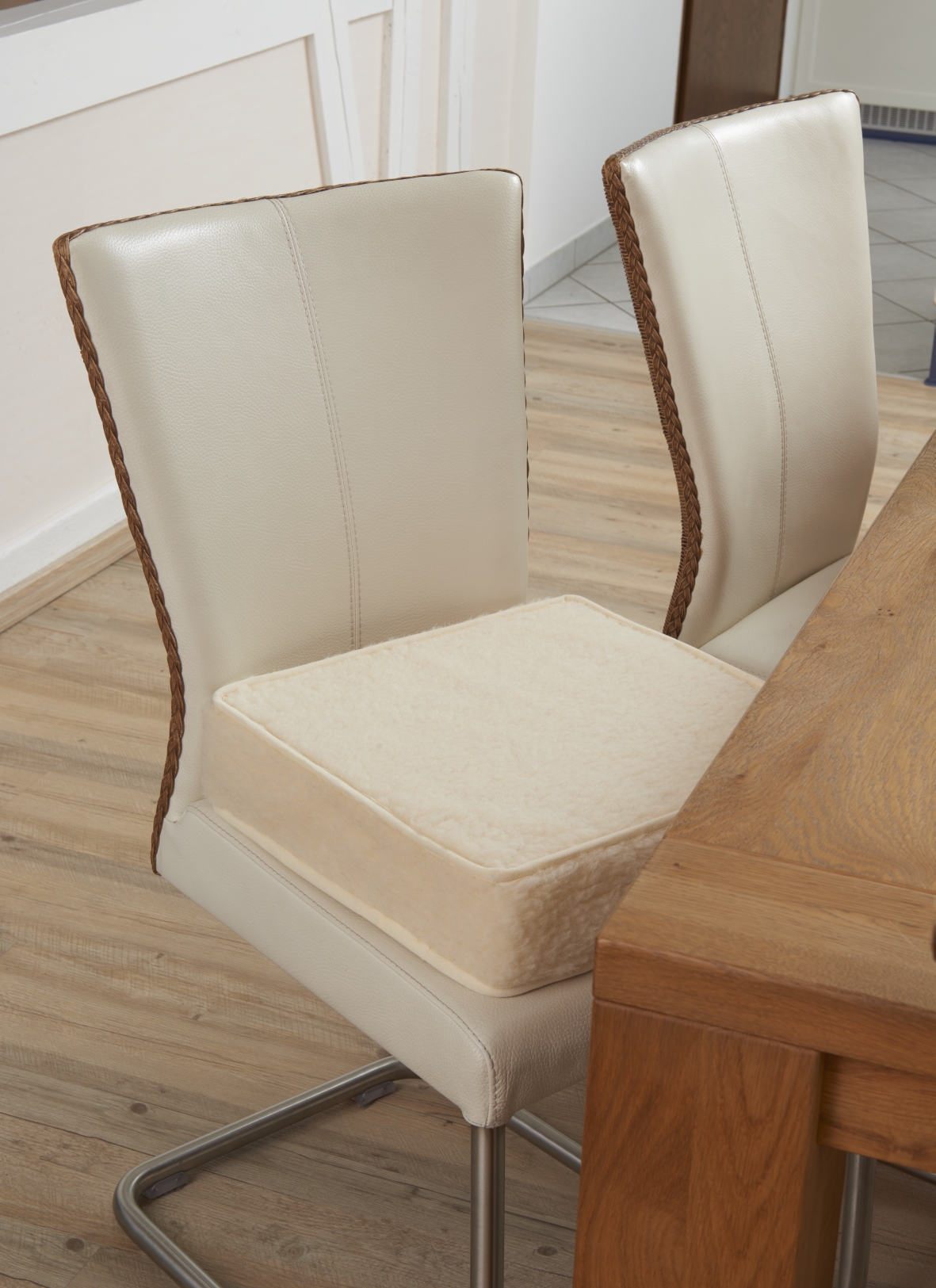 Schurwoll-Aufstehhilfe, 40 cm Sitztiefe