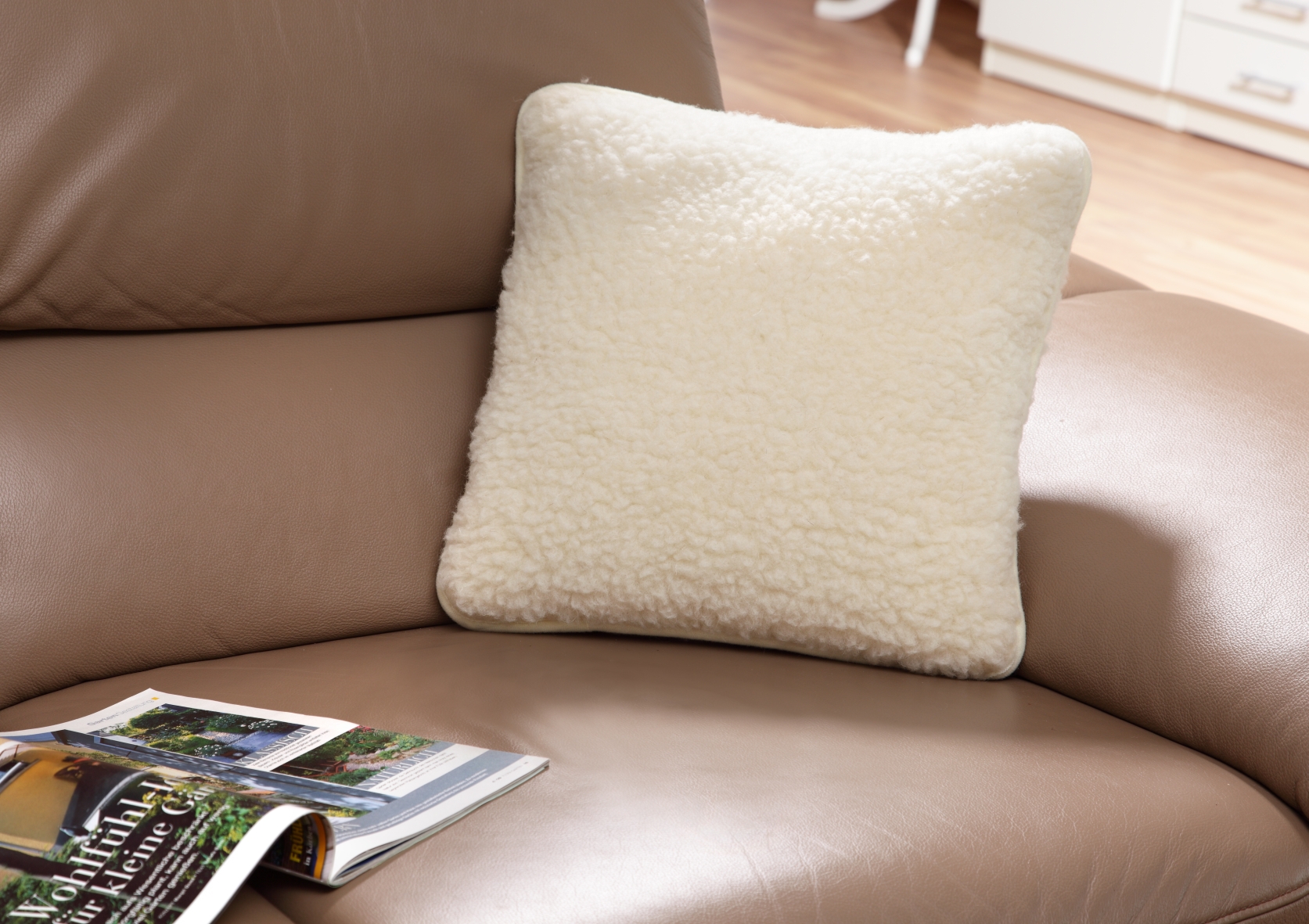 Schurwoll-Kuschelkissen